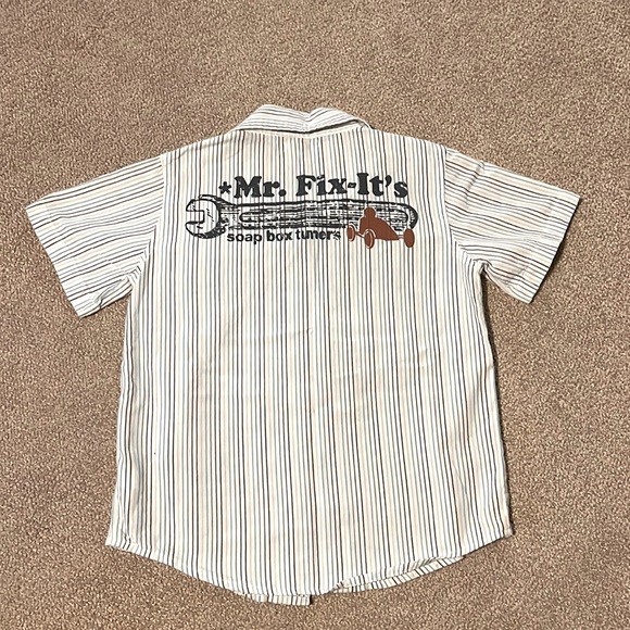 Boys short sleeve button down shirt - Picture 2 of 2